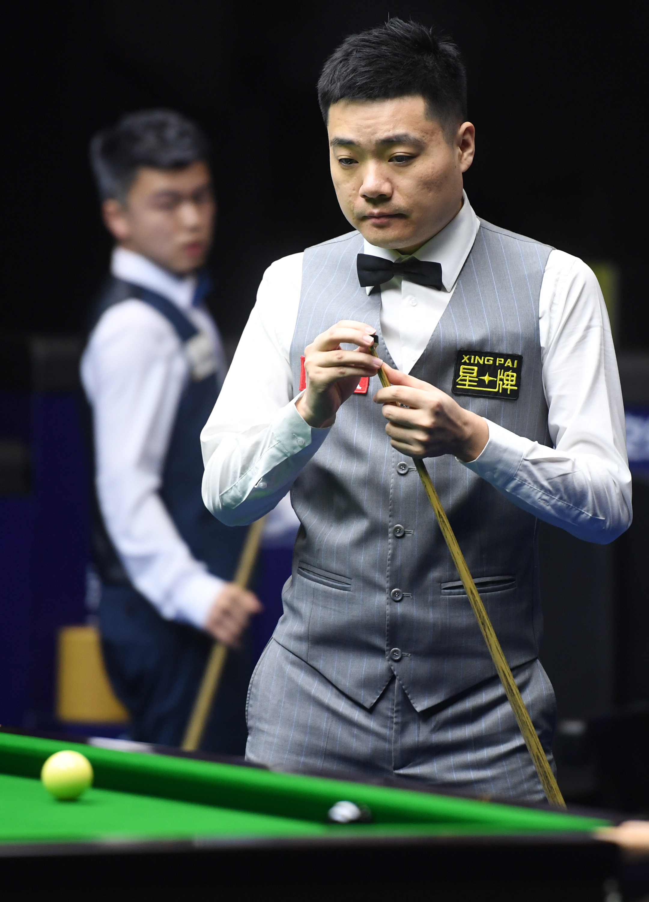 青岛的篮球 青岛的篮球