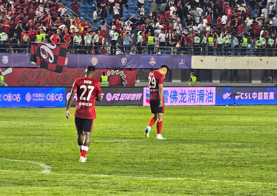 夏季赛首支“放假”战队产生，WE14连败结束夏季赛，下赛季解散了吧！